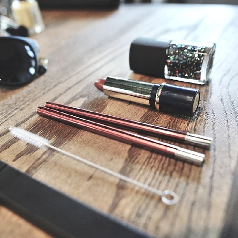 口袋里 我的专属 环保筷 | 巧克力随行筷 黑红刷款 - 筷子/筷架 - 其他金属 红色