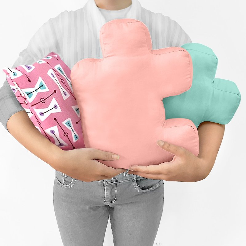 [毕业礼物优选] 拼图抱枕两只400元送午安枕 - 枕头/抱枕 - 其他材质 粉红色