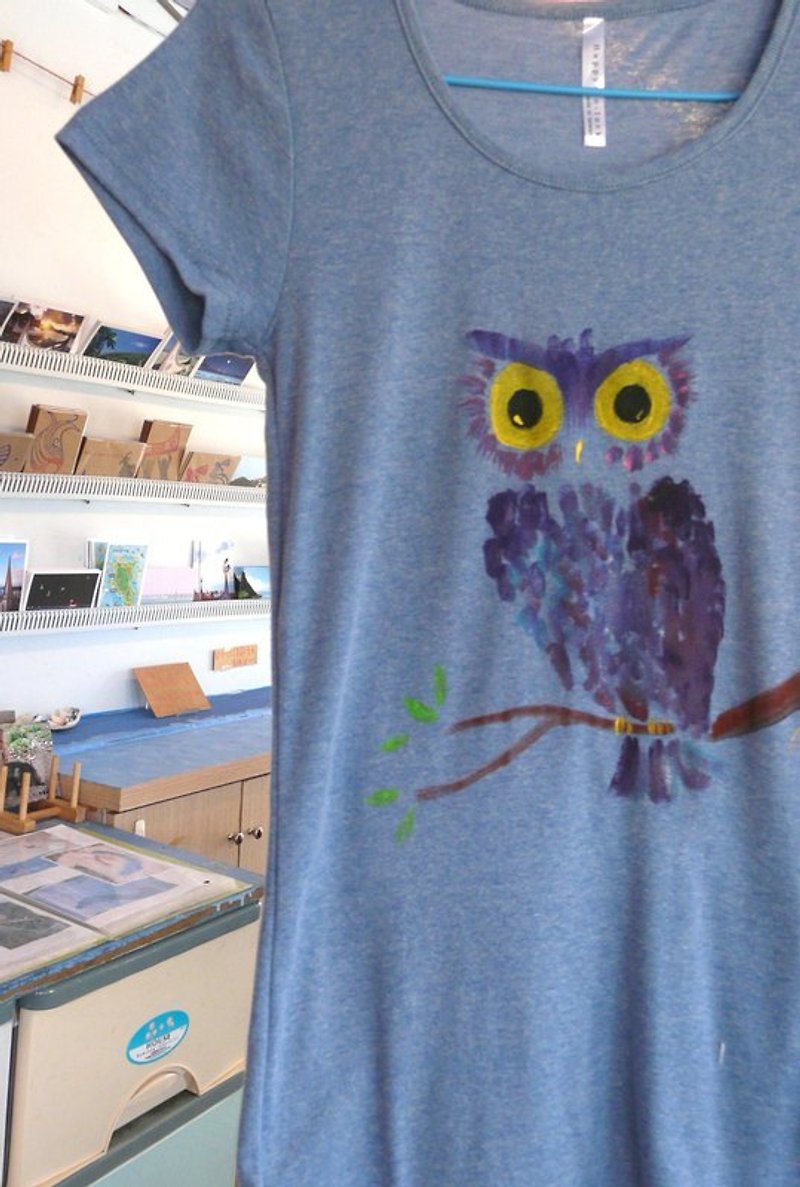 蓝紫渲染猫头鹰-Winwing手绘衣 - 女装 T 恤 - 棉．麻 