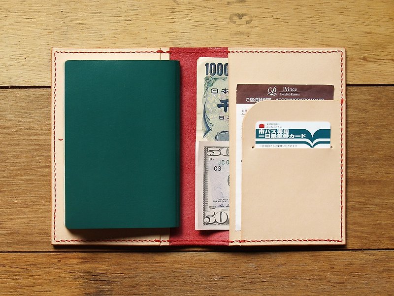 Coral Red 手工真皮护照夹/护照套(免费定制刻印英文名/礼盒包装) - 护照夹/护照套 - 真皮 红色