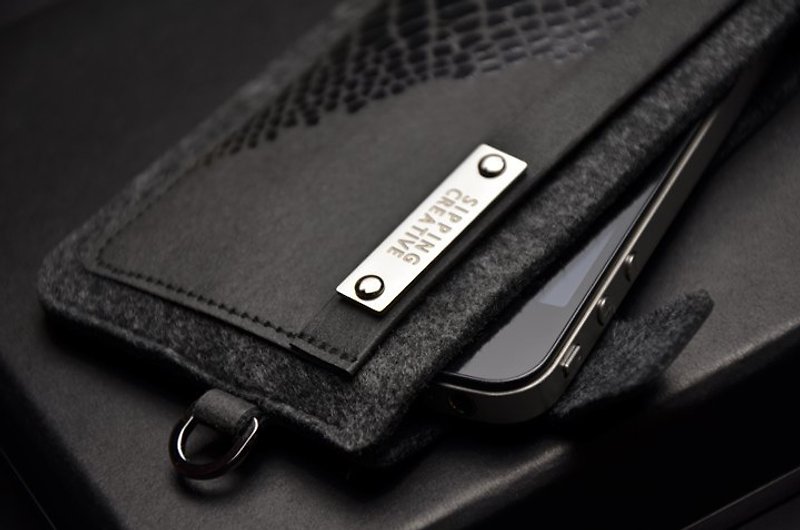 iPhone 5SE 保护套/ 鳄鱼纹 - 手机壳/手机套 - 纸 黑色