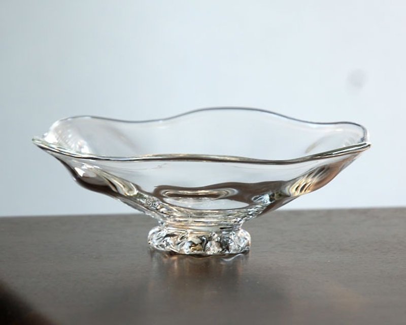 暮暮 玻璃六角皿 - 浅碟/小碟子 - 玻璃 白色