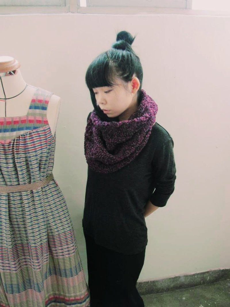 Lan毛线围脖(葡萄紫色) - 围巾/披肩 - 其他材质 紫色