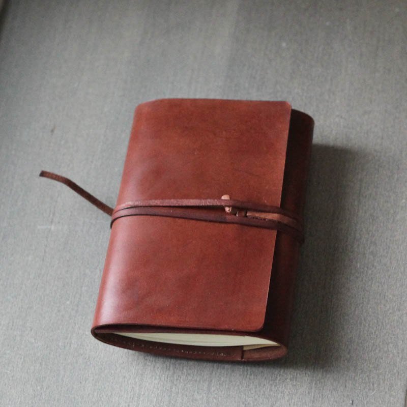 深咖啡色植鞣皮革笔记本/书套 A6 尺寸 - 笔记本/手帐 - 真皮 咖啡色