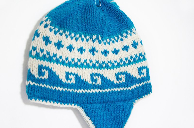 新年礼物 手工编织纯羊毛帽 / 手工毛帽 / 针织毛帽 /飞行毛帽 / 毛线帽  - 蓝色海浪图腾 ( 手工限量一件 ) - 帽子 - 其他材质 蓝色