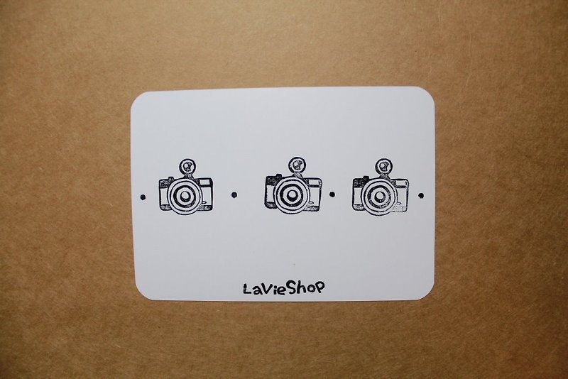 【LaVieShop＊手作杂货】相机排排站 鱼眼相机．手工刻印明信片/卡片．高质感防水相纸 - 卡片/明信片 - 纸 白色