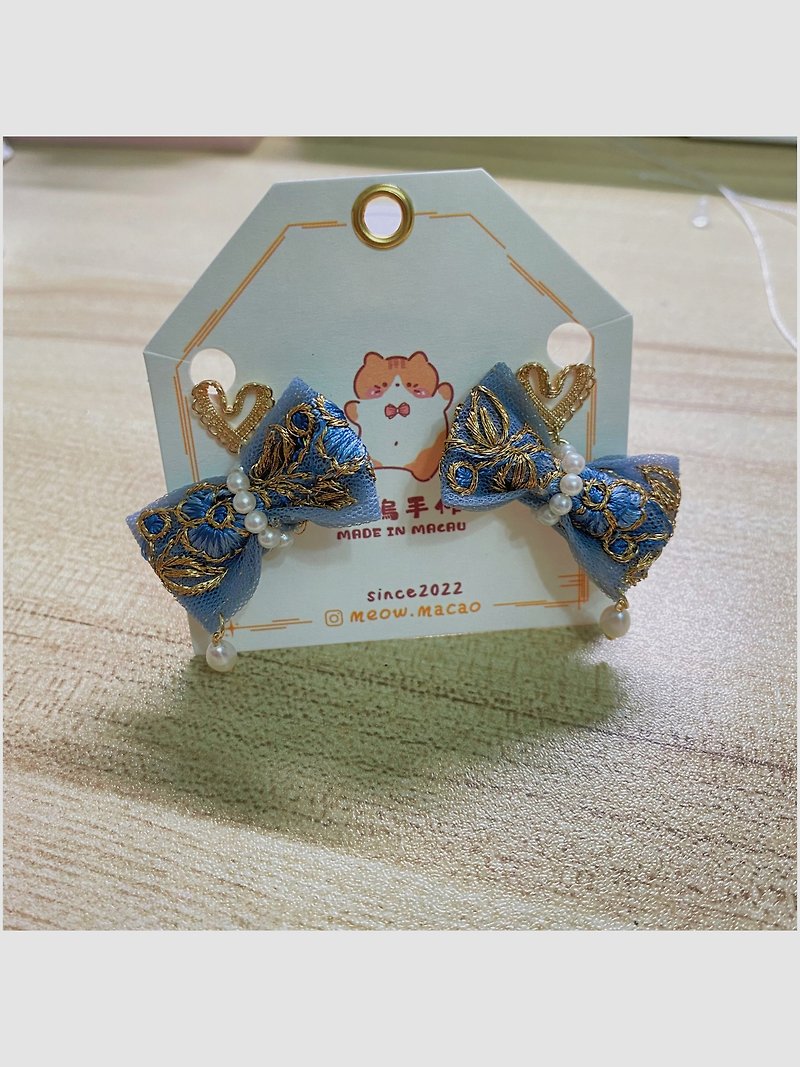 蝴蝶结耳环 印度刺绣织带 - 耳环/耳夹 - 棉．麻 蓝色
