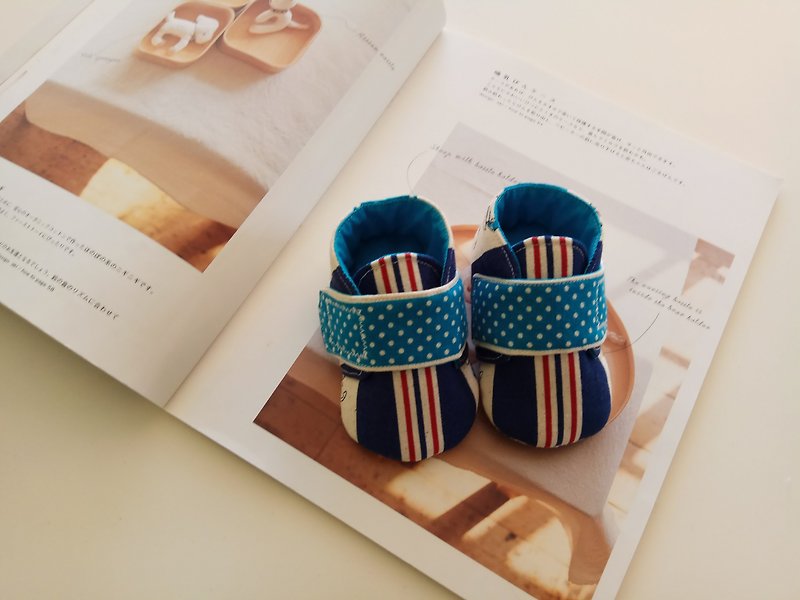 蓝线条婴儿鞋 弥月礼物 短靴款婴儿鞋 宝宝鞋 - 童装鞋 - 纸 多色
