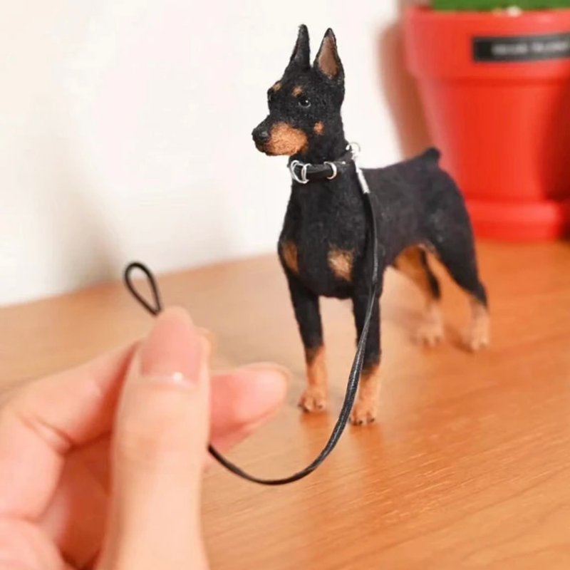客制化逼真杜宾犬羊毛毡宠物娃娃 定制复刻狗狗猫咪毛小孩公仔 - 玩具 - 羊毛 多色