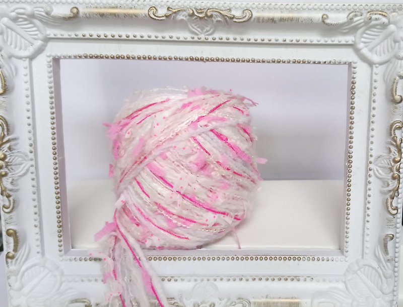 Aligning thread - 编织/刺绣/羊毛毡/裁缝 - 聚酯纤维 粉红色