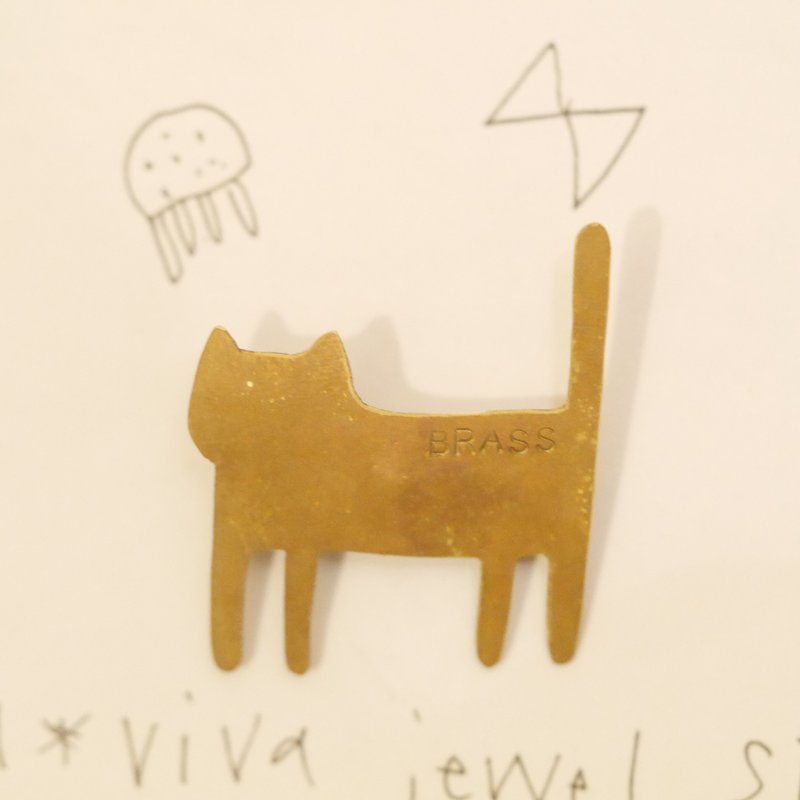 黄铜 Chibi NEKO 小猫散步 Chibi 胸针 - 胸针 - 铜/黄铜 金色