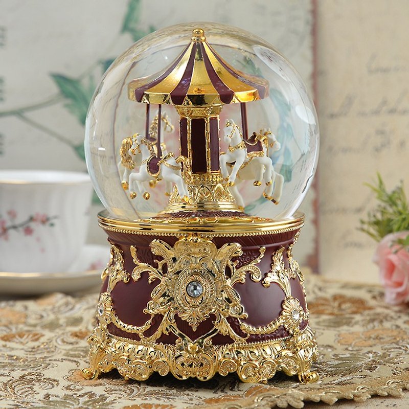 酒红金游乐马(十周年纪念款) 水晶球音乐铃 生日 情人节结婚礼物 - 摆饰 - 玻璃 
