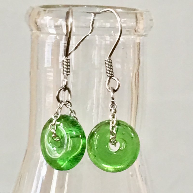 纯色系列-鲜绿色透明琉璃珠耳环 - 耳环/耳夹 - 玻璃 绿色