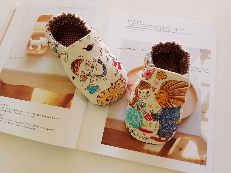童话故事 手工婴儿鞋 宝宝鞋 学步鞋 16厘米 现货 - 童装鞋 - 棉．麻 咖啡色