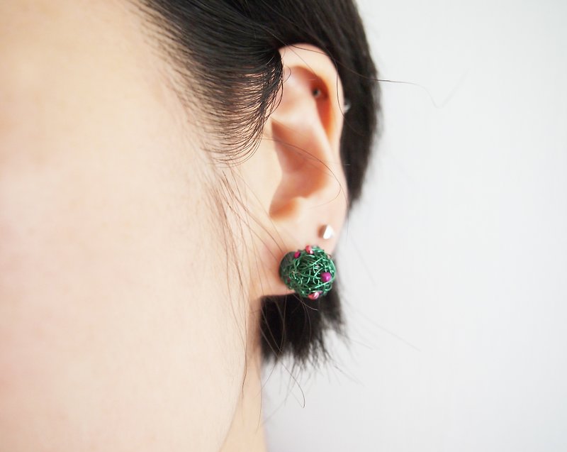 ME019 人手编织翡翠绿色姛线配紫色珠圆妙耳环 - 耳环/耳夹 - 其他材质 绿色