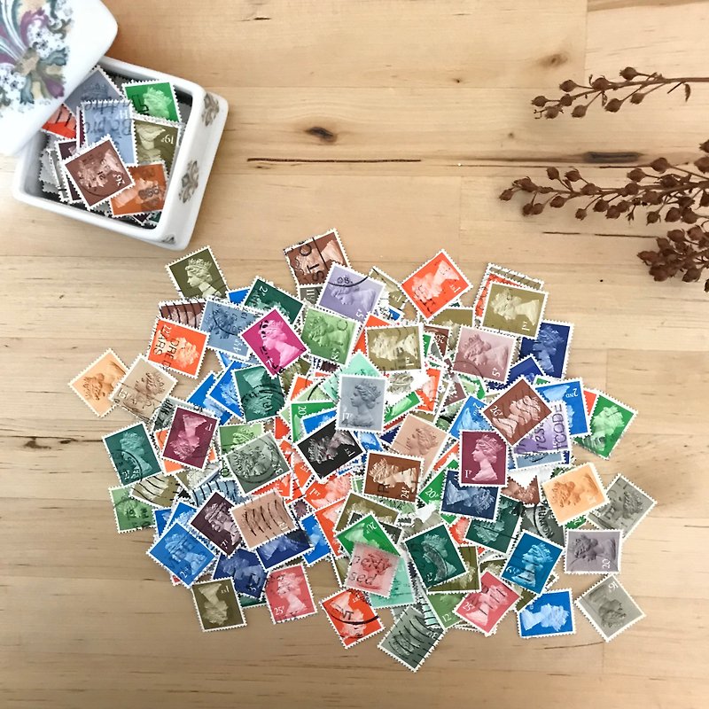 英国消戳邮票不挑款 - 木工/竹艺/纸艺 - 纸 