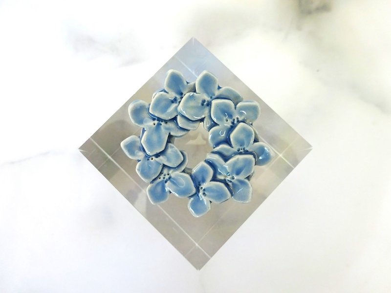 花のbroach  　ニチニチソウ - 胸针 - 陶 蓝色