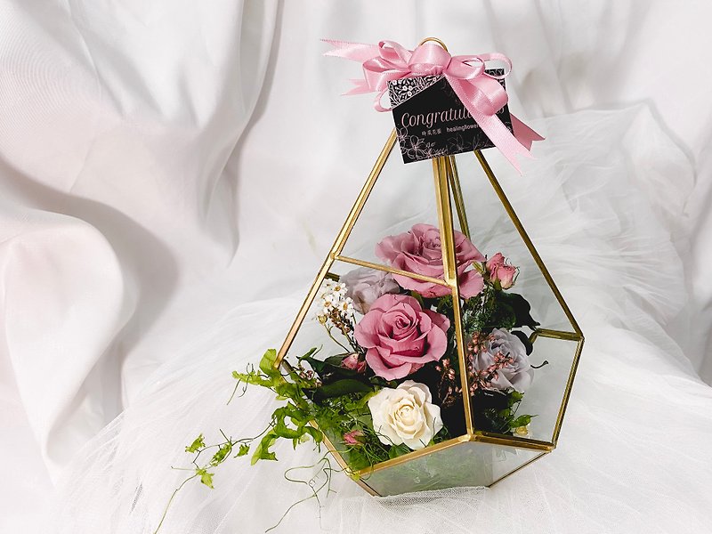 永生夜灯花房 含礼盒 玻璃罩 生日礼物 新婚礼物 情人节 花礼 - 干燥花/捧花 - 玻璃 粉红色