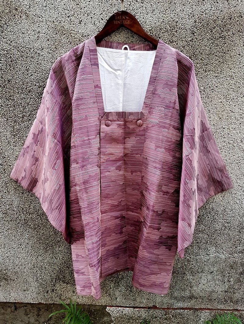 小龟葛葛 - 日本 立体云朵花纹 手工缝制 道行和服外套 - 女装休闲/机能外套 - 聚酯纤维 