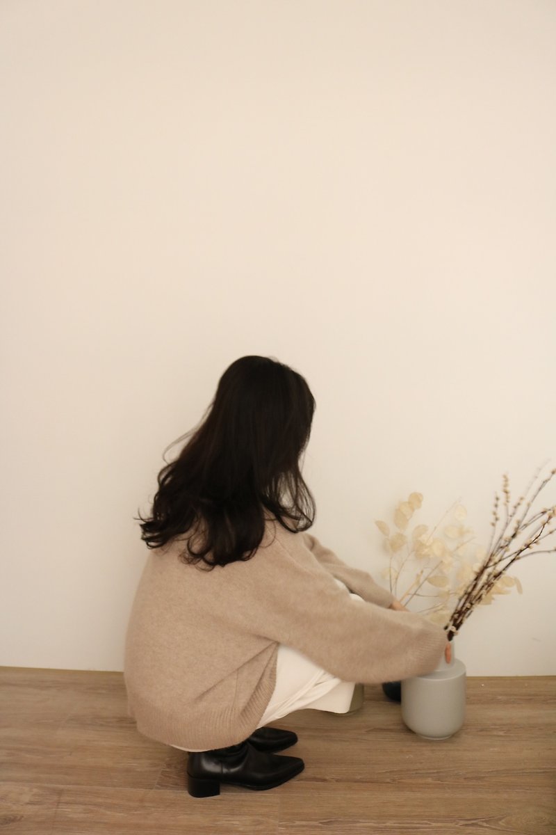 Avoine Sweater -浅摩卡羊毛oversize毛衣出清(展示品) - 女装针织衫/毛衣 - 羊毛 