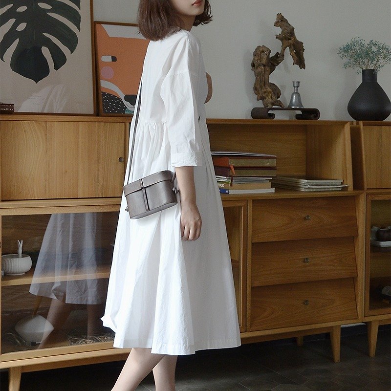 简约白色抽皱高腰洋装|洋装|圆领|高支棉|独立品牌|Sora-42 - 洋装/连衣裙 - 棉．麻 白色