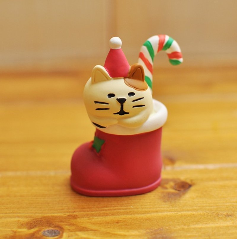 【日本Decole】圣诞限量款 圣诞摆饰品★三毛猫圣诞袜拐杖糖小摆饰 - 摆饰 - 其他材质 红色