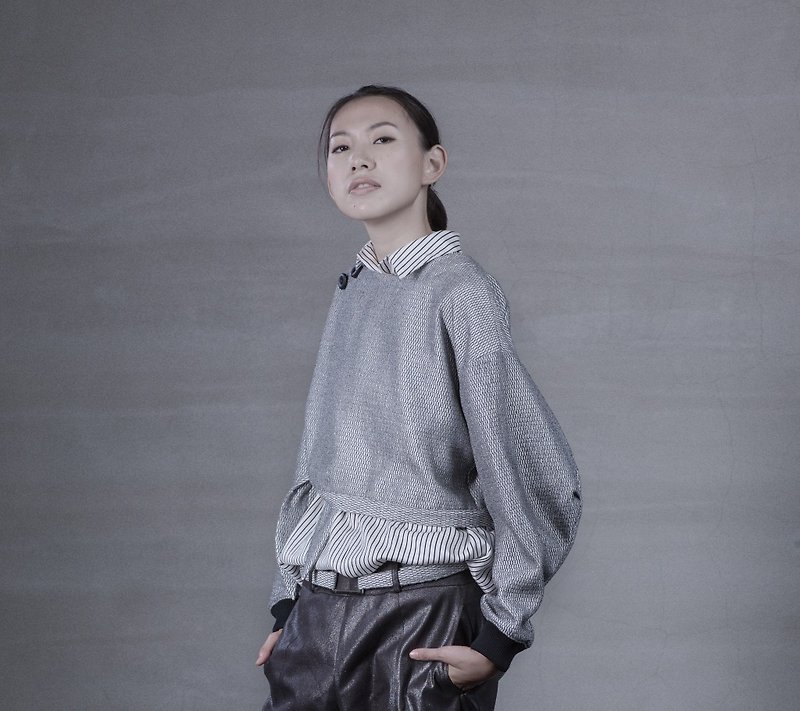 YIBO/羊腿袖短版落肩上衣 - 女装上衣 - 聚酯纤维 