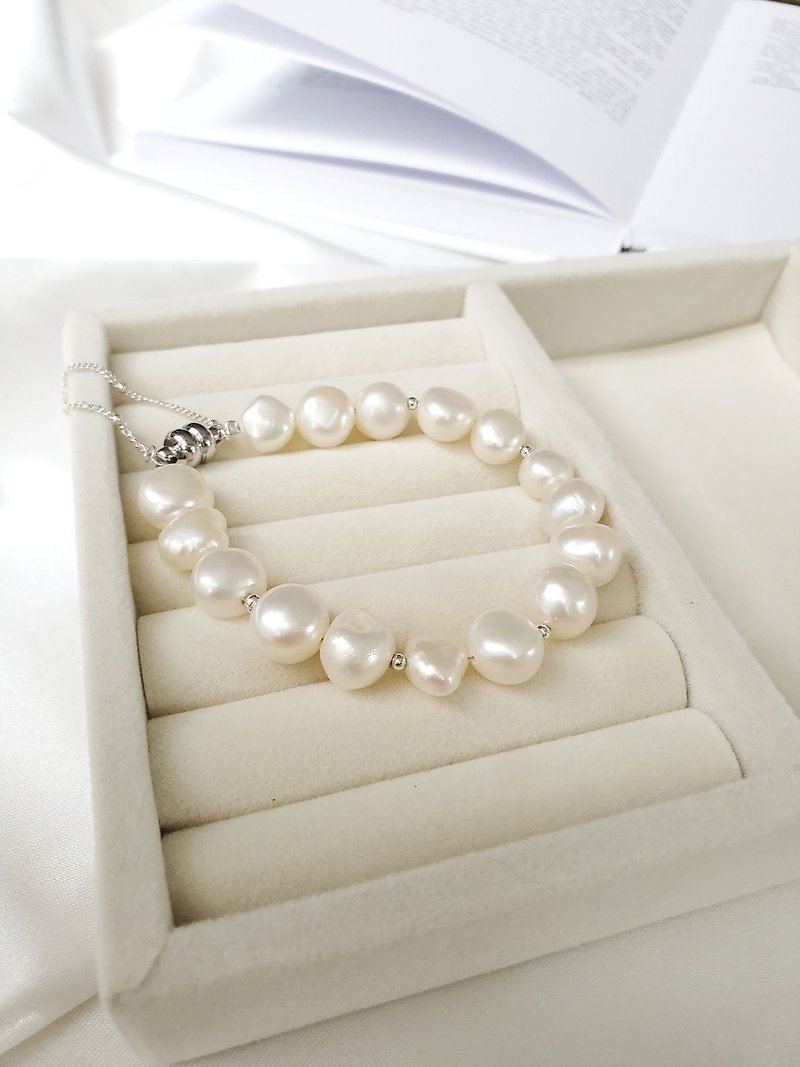 珍珠纯银手链 / JIEGEM 姊的珠宝 - 手链/手环 - 珍珠 白色