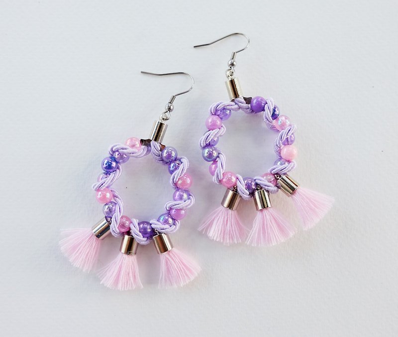 Lilac circle earrings with pale pink tassels - 耳环/耳夹 - 其他材质 紫色
