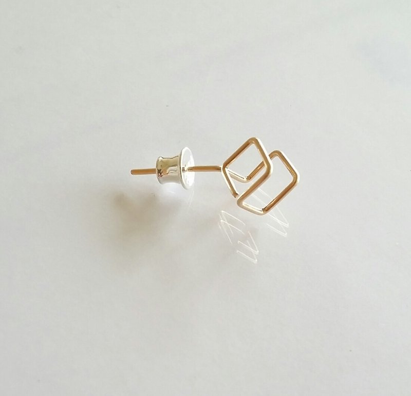 轻耳饰, 纯银耳环, 一对立体小方块, 设计师手工银饰 - 耳环/耳夹 - 纯银 黄色