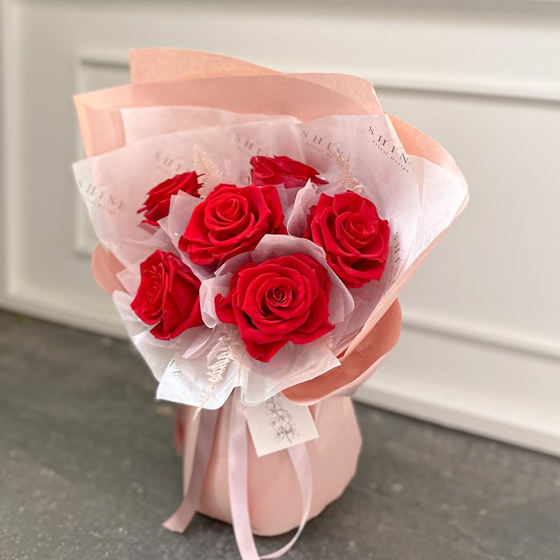 经典红 六朵玫瑰永生花束 - 干燥花/捧花 - 植物．花 红色