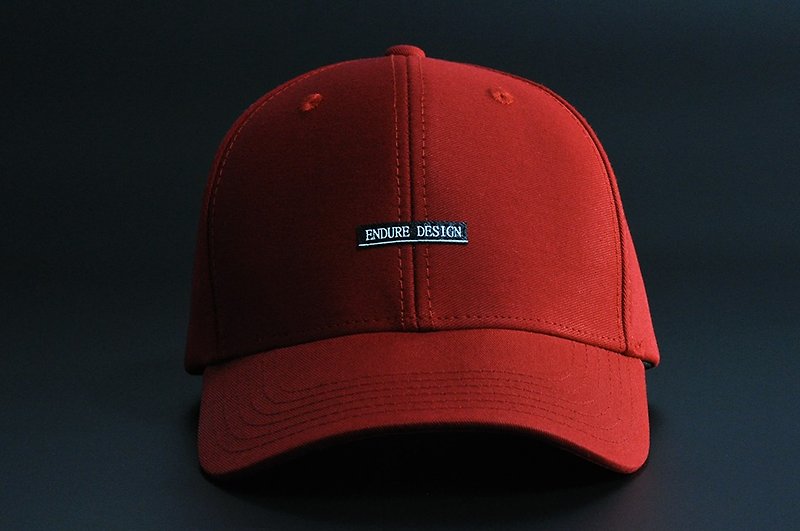 ENDURE brand design/酒红色老帽 - 帽子 - 棉．麻 