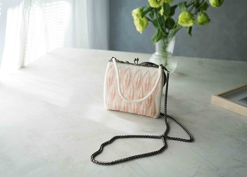 寻宝古董包-和风气质珍珠白粉红樱花串珠手拿包 - 手拿包 - 其他材质 白色