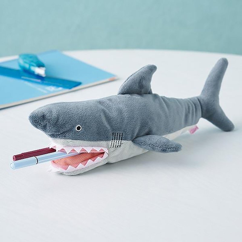 日本Magnets动物造型可爱立体收纳袋/铅笔盒/笔袋(鲨鱼款) - 铅笔盒/笔袋 - 塑料 灰色