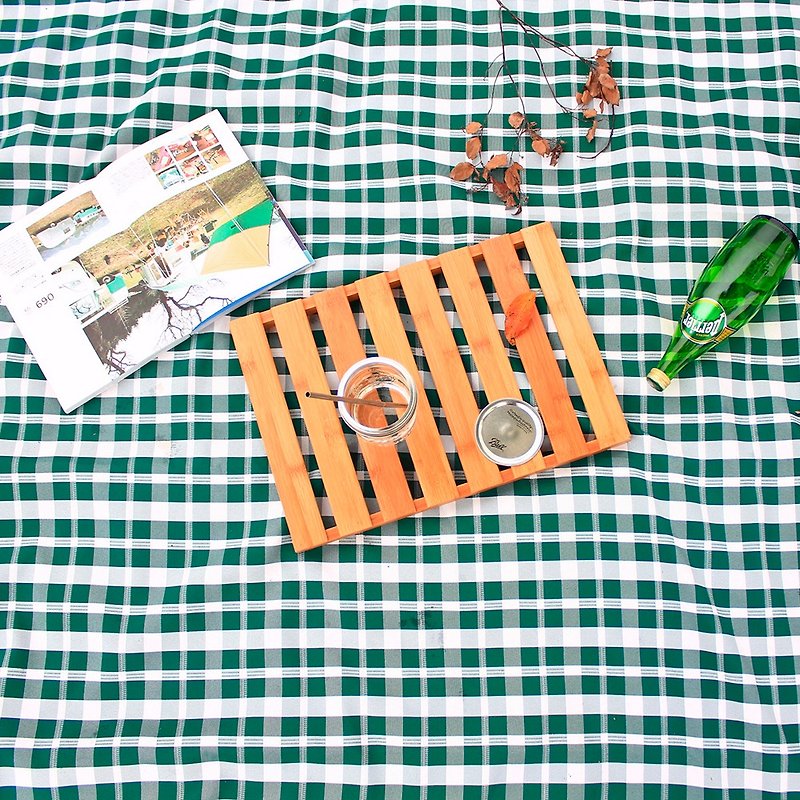 户外两用防水桌巾/野餐垫 经典格纹 加大款(绿白细格) - 野餐垫/露营用品 - 棉．麻 绿色