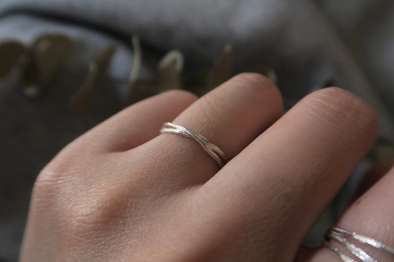 独家 森林系 925纯银  轻水藤 戒指 免费送礼包装 - 戒指 - 纯银 灰色