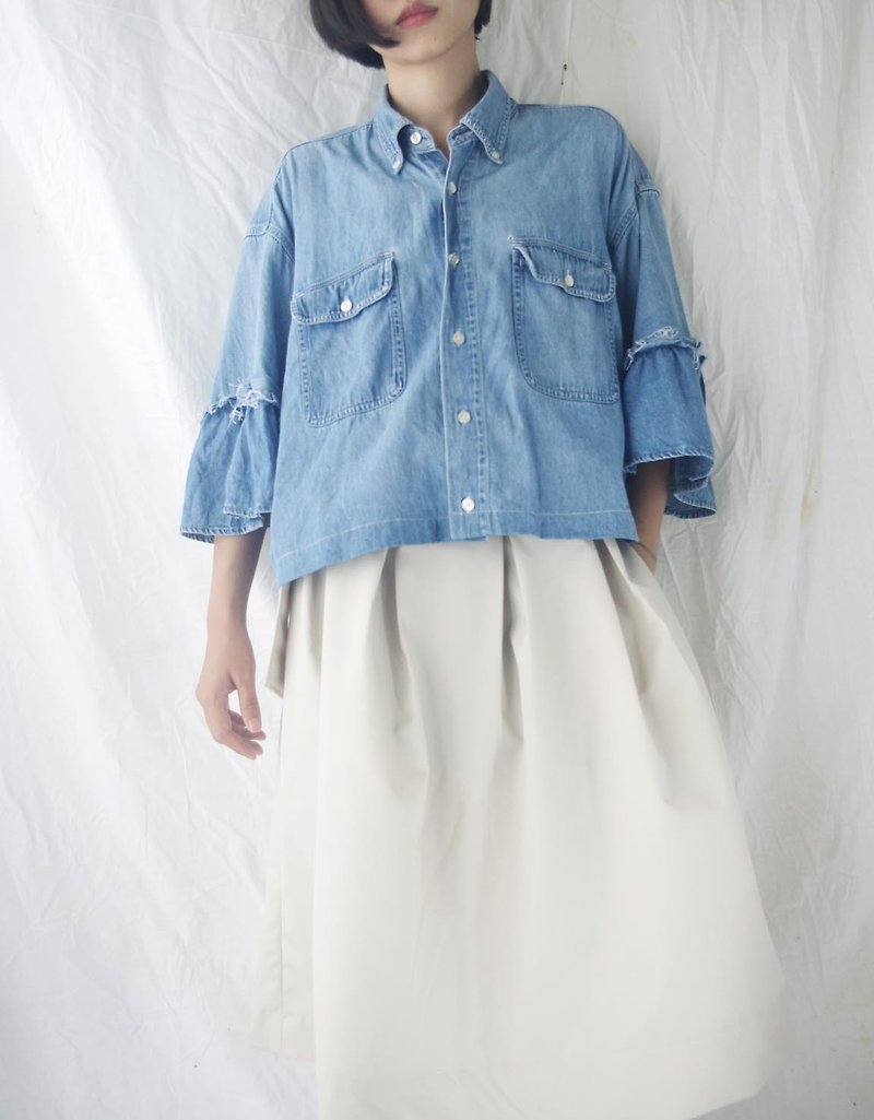 [R;]style改造古着荷叶袖短版牛仔衬衫 - 女装衬衫 - 棉．麻 蓝色