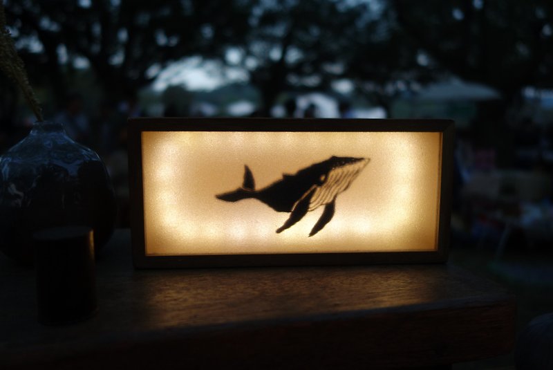 ShouZhuo handmade---座头鲸非柚夜灯(USB插头) - 灯具/灯饰 - 木头 咖啡色