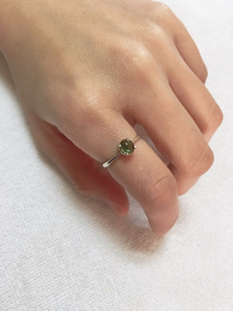 绿色 蛋面 碧玺 戒指 925纯银 尼泊尔 手工制 - 戒指 - 半宝石 