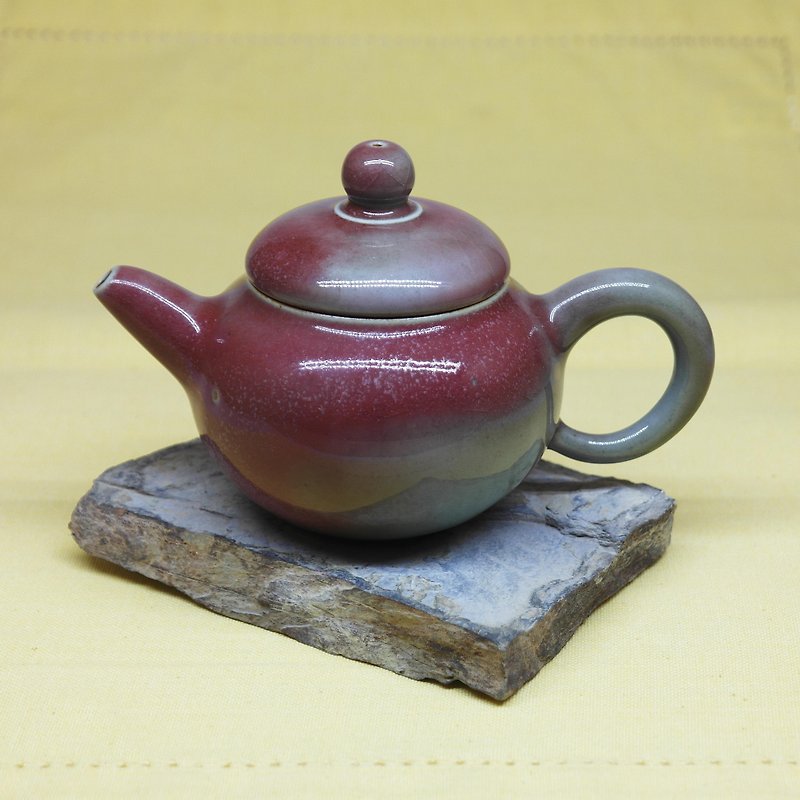 青铜双挂梨型正把茶壶 手作陶艺 茶道具 - 茶具/茶杯 - 陶 红色