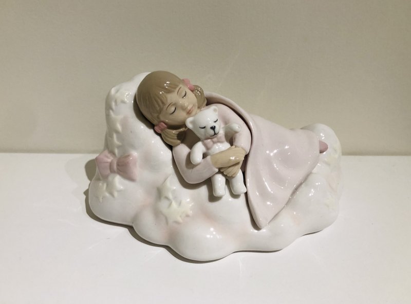 手工绘制 陶瓷 睡眠疗愈小物 卧室 装饰摆件 限量 粉红云朵女孩款 - 摆饰 - 瓷 粉红色