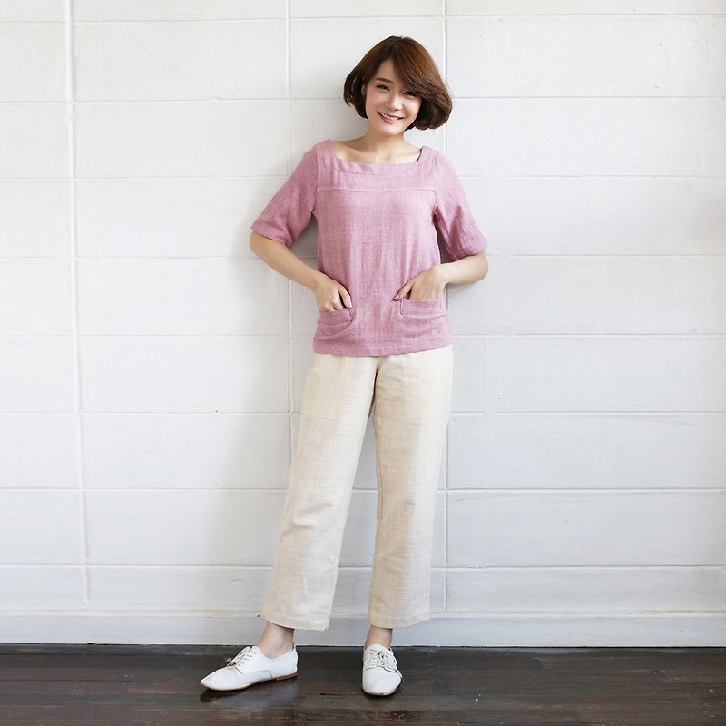 Square neck Short Sleeve blouses with Little Pockets Botanical Dyed Cotton Pink Color - 女装上衣 - 棉．麻 粉红色