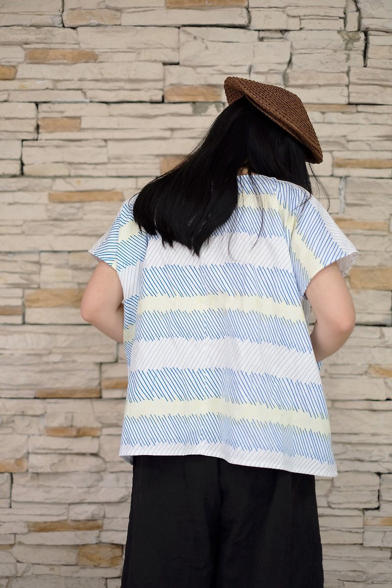 日式方形衣 夏天的蓝很清凉 手工订制衫 - 女装上衣 - 棉．麻 蓝色