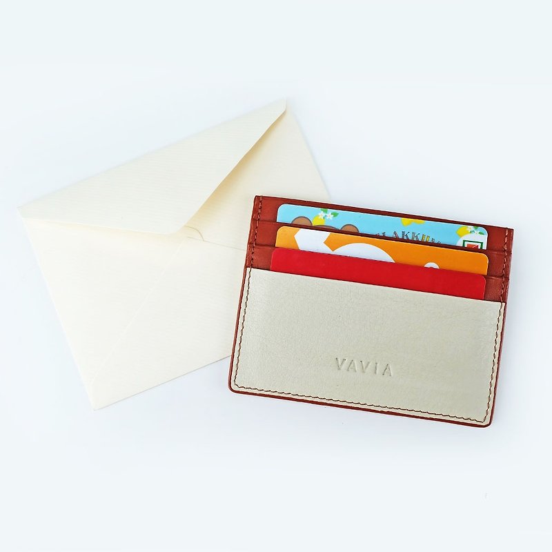 Milk Tea color Cow Leather Card Holder (White&Red Brown Trim) - 皮夹/钱包 - 真皮 咖啡色