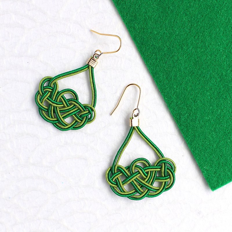 japanese style pierce earring / mizuhiki / japan / accessory / green - 耳环/耳夹 - 丝．绢 绿色