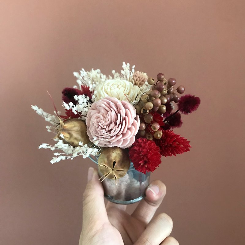 干燥花 附小铁罐 - 干燥花/捧花 - 植物．花 红色