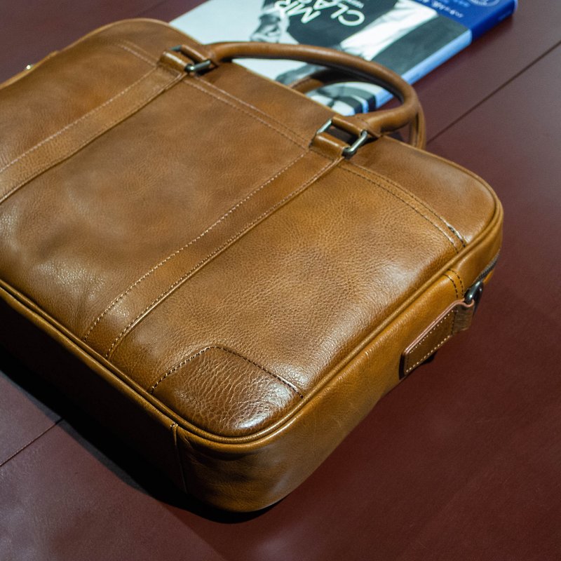 REGENT 15寸真皮公文包-浅棕 /15 inch Leather Briefcase - Tan - 公文包/医生包 - 真皮 橘色