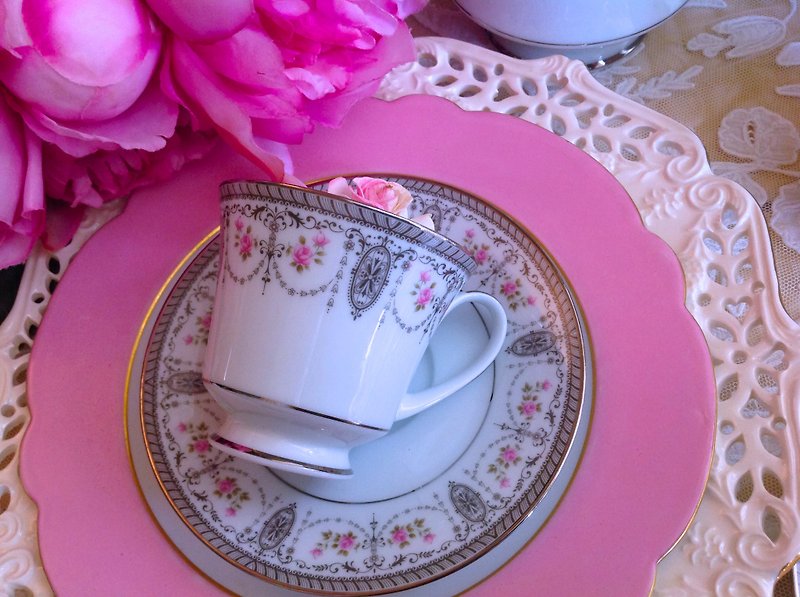 日本制 Noritake骨瓷粉红玫瑰花束系列花茶杯咖啡杯两件组库存品 - 茶具/茶杯 - 瓷 粉红色