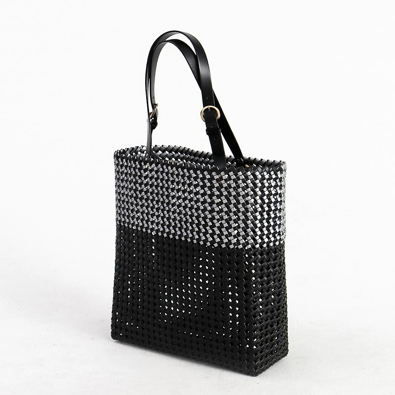 【订制】台湾纯手工编织手提包 - 侧背包/斜挎包 - 塑料 黑色