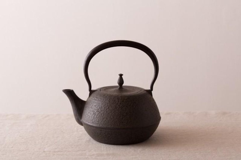 【再入荷】鉄瓶　六角　1.2L - 茶具/茶杯 - 其他金属 黑色